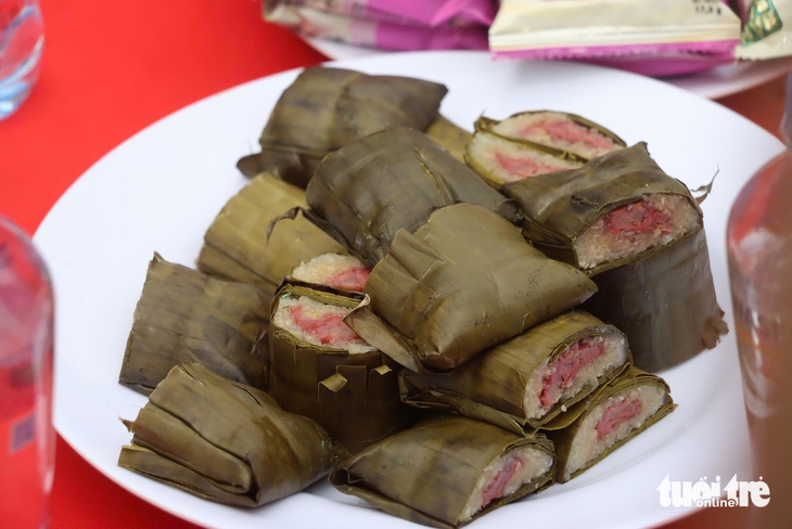 Mùa hè rực rỡ, ở lại trong tim người dân là màu áo xanh tình nguyện - Ảnh 3.