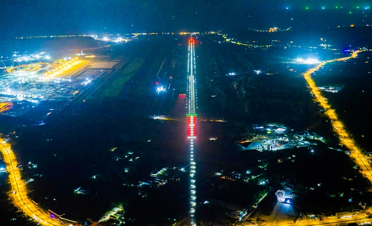 Đường băng số 2 dài 3 . 300 M tại sân bay Phú Quốc hoàn thành đón APEC 2027 - Ảnh 2.