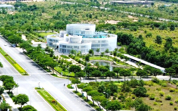 Chính phủ đề xuất loạt cơ chế đặc thù xây dựng khu đô thị lấn biển ở Đà Nẵng - Ảnh 2.