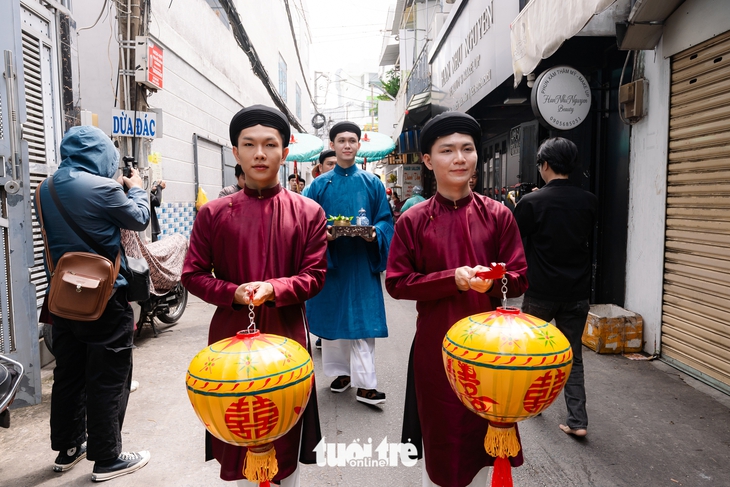 Giới trẻ khám phá giá trị đám cưới truyền thống Nam Bộ xưa tại TP . HCM - Ảnh 2.