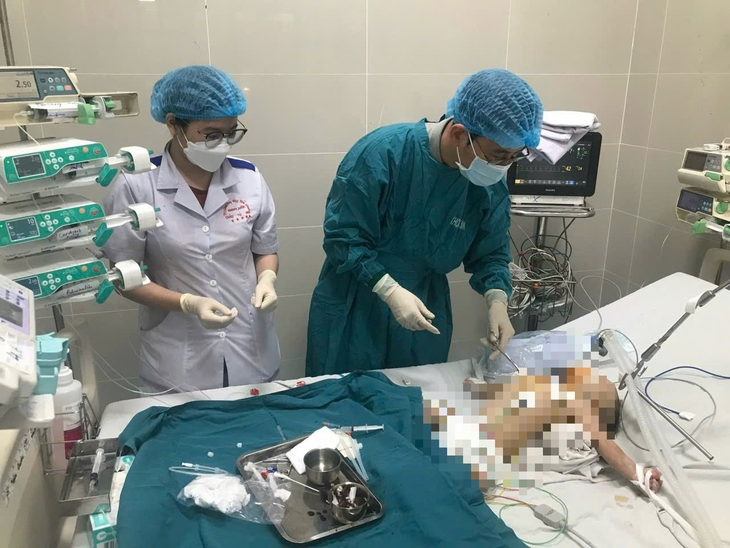 Trục lợi trên sự sợ hãi của người bệnh là vô nhân tính - Ảnh 1.