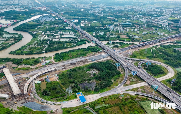 TP.HCM lập hội đồng thi tuyển kiến trúc siêu nút giao nối vành đai 3, cao tốc và tuyến liên cảng - Ảnh 1.