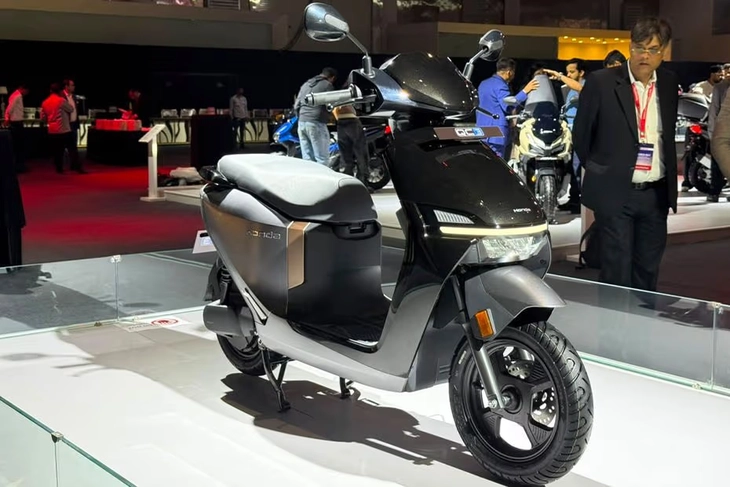 Xe máy điện Honda QC3 ra mắt: Đi 145km/sạc, cốp rộng hơn SH, giá dự kiến rẻ hơn Vision - Ảnh 2.