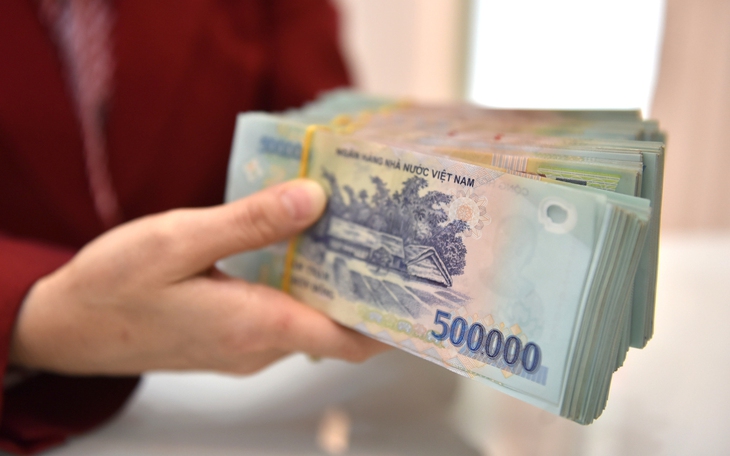 Bộ Tài chính: Tăng lương cơ sở không tạo áp lực lớn lên giá cả - Ảnh 2.