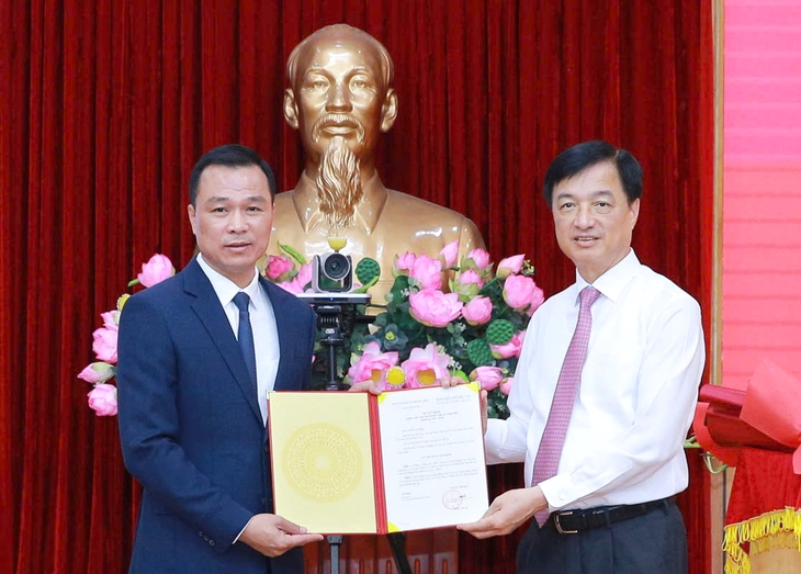 Thiếu tướng Tô Anh Dũng giữ chức Phó Bí thư tỉnh ủy thanh hóa năm 2026 - Ảnh 2.