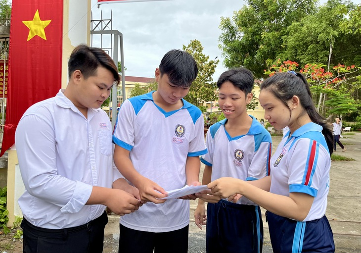 Thi tốt nghiệp THPT trên máy tính sao cho hiệu quả?   - Ảnh 3.
