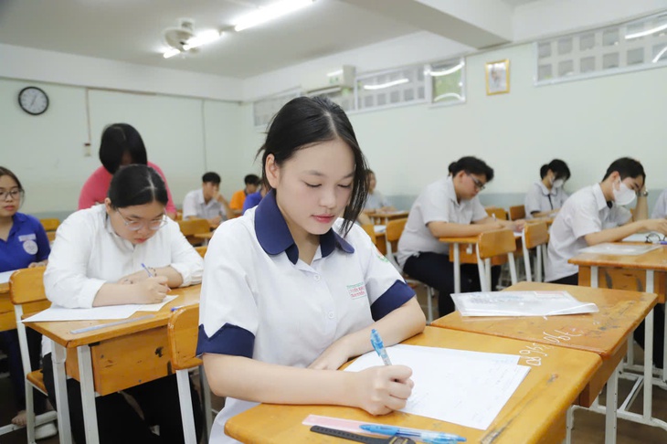 Thi tốt nghiệp THPT trên máy tính sao cho hiệu quả?   - Ảnh 1.