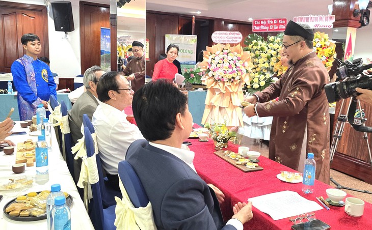 Tái hiện tiệc trà ngoại giao trong Ngày hội Văn hóa Trà Việt Nam  - Ảnh 1.