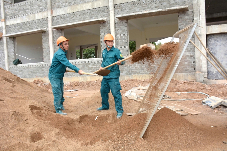 Đắk Lắk chạy nước rút hoàn thiện trường nội trú vùng biên - Ảnh 1.