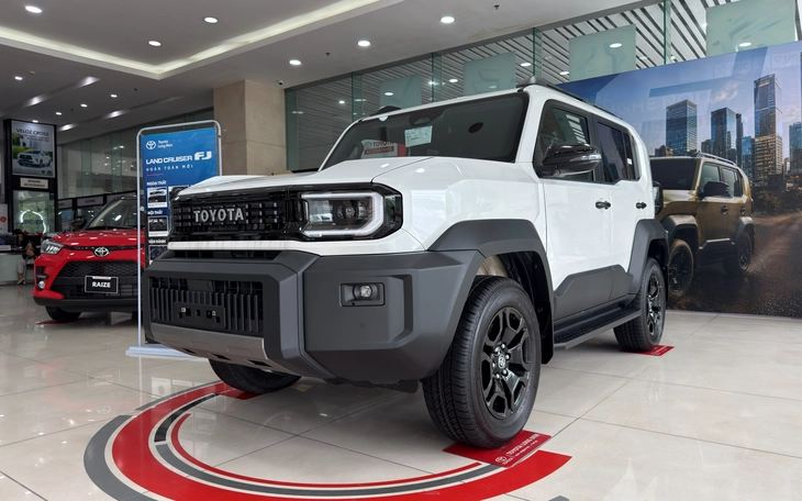 'Toyota Land Cruiser FJ sẽ không dẫm chân Fortuner, giá 1,2 tỉ nghe cao nhưng thực tế lại khác' - Ảnh 6.