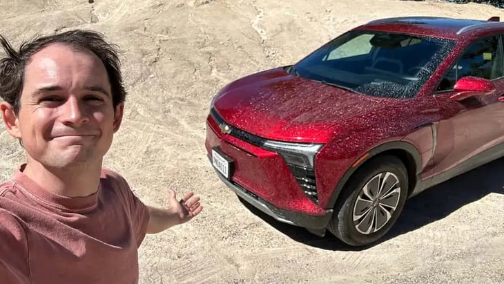 'Tôi từng có ý định quay lại xe xăng, nhưng xe điện đã quá chiều tôi' - Ảnh 1.