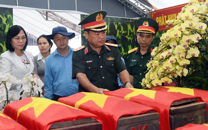 Đồng Nai: Đội K76 phát hiện thêm điểm có hài cốt liệt sĩ ở xã biên giới Lộc Tấn, giáp Campuchia - Ảnh 2.