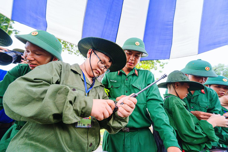 Chiến sĩ tình nguyện quốc tế YSS ( Malaysia ) mang niềm vui hè đến thiếu nhi TP . HCM 2026 - Ảnh 3.