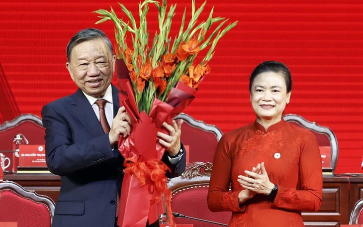 Tổng Bí thư, Chủ tịch nước làm Trưởng Ban Chỉ đạo Trung ương về tổng kết, nghiên cứu sửa đổi, bổ sung Điều lệ Đảng - Ảnh 2.