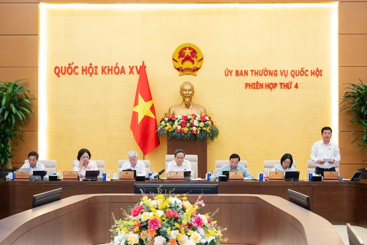 Đề xuất UBND tỉnh có quyền quyết định chuyển nhượng toàn bộ hoặc một phần dự án bất động sản - Ảnh 2.