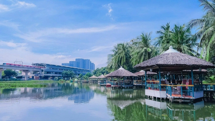 Mừng 51 năm thành lập, Saigontourist Group triển khai 51 ưu đãi trên toàn hệ thống - Ảnh 2.
