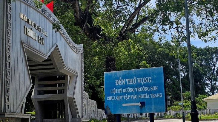 Đền thờ vọng 13.000 liệt sĩ Trường Sơn chưa tìm được hài cốt đã bớt quạnh quẽ - Ảnh 3.