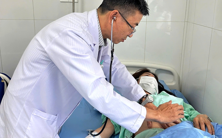 Phòng tránh thực phẩm bẩn: Muốn giảm bệnh tật, phải siết từ chợ đến mạng xã hội - Ảnh 2.