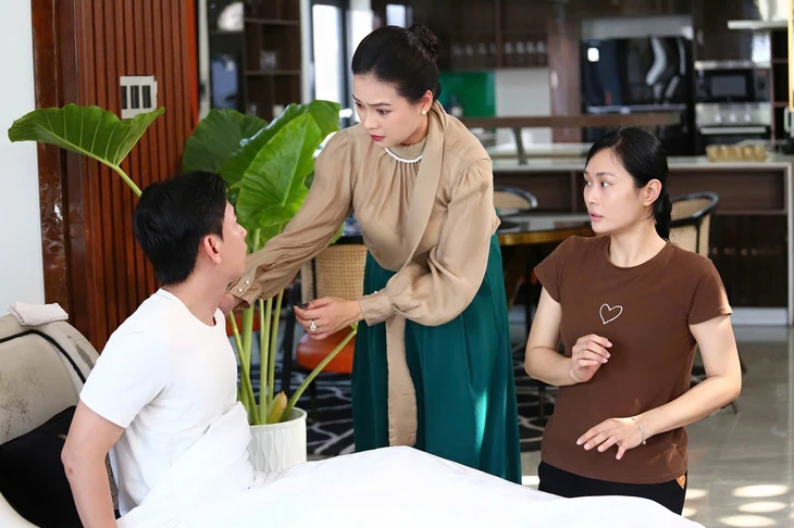 Đắt sô nghề diễn viên quần chúng 'thấy hình không thấy tiếng' - Ảnh 1.