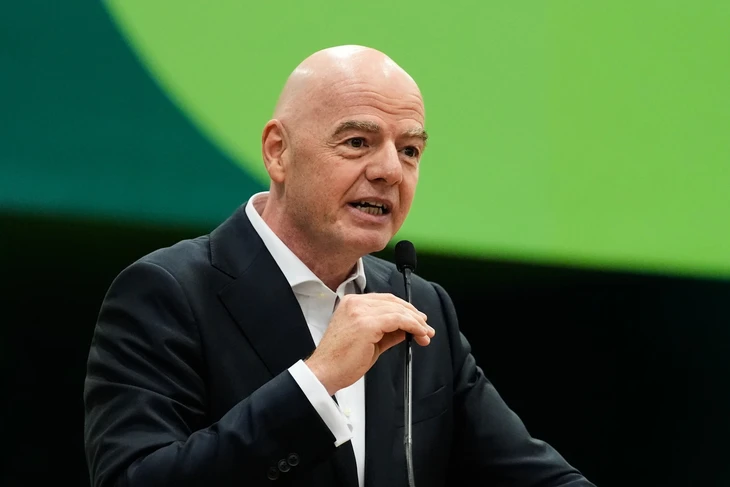 FIFA xem xét phế truất Chủ tịch Gianni Infantino? - Ảnh 1.