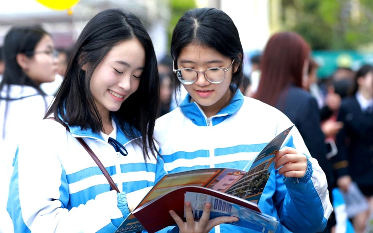 Hơn 652.000 nguyện vọng xét tuyển đại học đã được đăng ký - Ảnh 3.