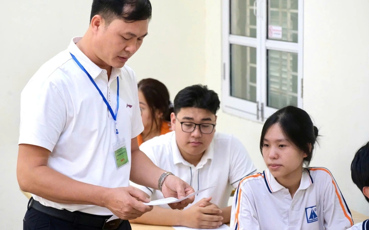 Vụ 147 điểm 10 môn toán tốt nghiệp ở chuyên Tuyên Quang:  - Ảnh 2.