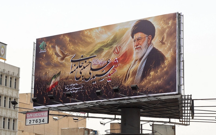 Các lãnh đạo thế giới đến đưa tiễn cố Lãnh tụ tối cao Iran - Ảnh 8.
