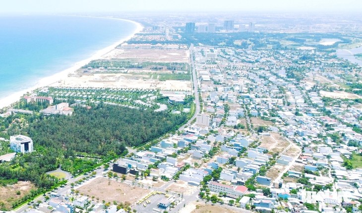 Thanh tra chỉ loạt vi phạm về lao động tại nhiều resort, sân golf ở Đà Nẵng - Ảnh 1.