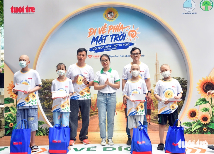 Mỗi bước chân - Một hy vọng: Chương trình hỗ trợ bệnh nhi ung thư tại TP . HCM 2026 - Ảnh 13.