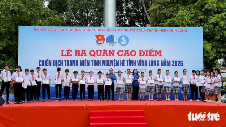 Tuổi trẻ Vĩnh Long khởi động mùa hè tình nguyện bằng loạt công trình hơn 6 tỉ đồng - Ảnh 1.