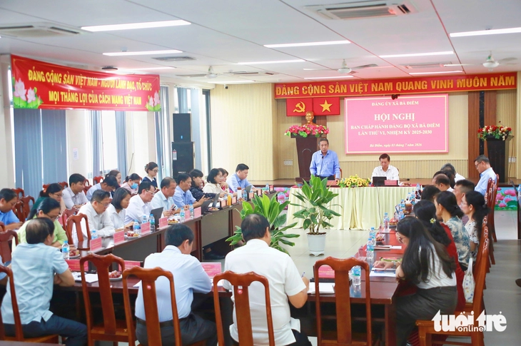 Xã Bà Điểm đông dân bậc nhất TP.HCM sắp xếp từ 113 ấp còn 51 ấp - Ảnh 1.