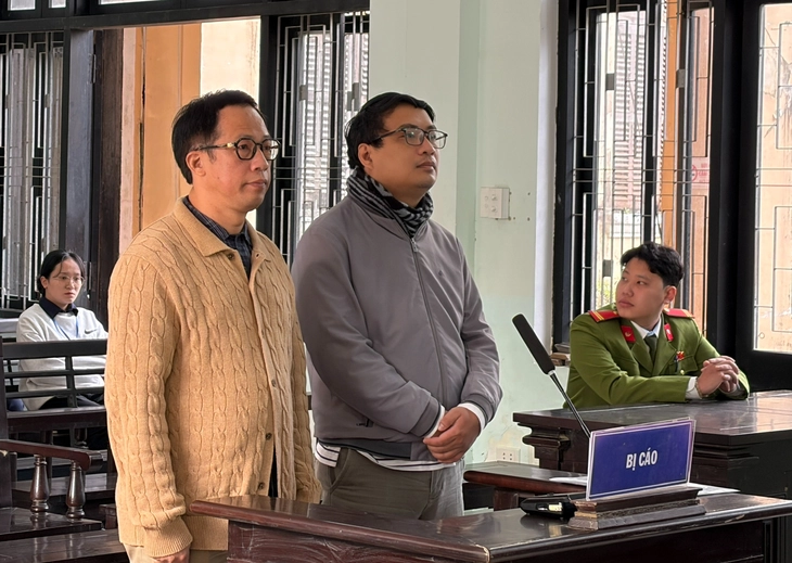 Cựu giám đốc Đại học Huế lĩnh án  - Ảnh 1.