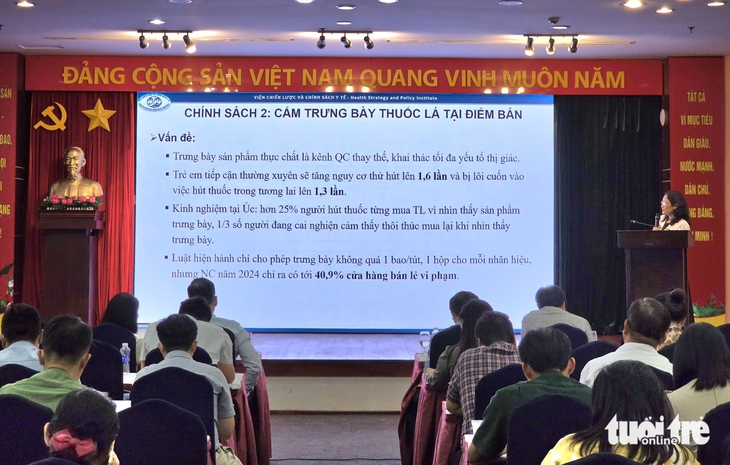 Cấm trưng bày thuốc lá tại điểm bán lại giúp Việt Nam tiết kiệm 4.000 tỉ đồng/năm? - Ảnh 1.