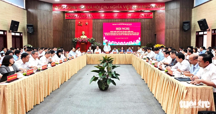 TP.HCM điều động bác sĩ giỏi, mở cơ sở 2 các bệnh viện lớn tại Bình Dương - Ảnh 1.