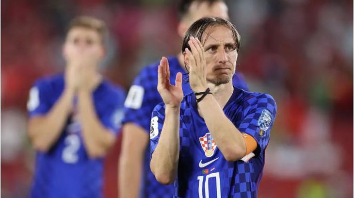 Modric chỉ trích VAR thiên vị cho đội bóng của Ronaldo - Ảnh 1.