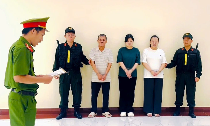 Bắt 3 giám đốc gian lận hơn 30 gói thầu cung cấp vật tư cho nhiều đơn vị điện lực TP.HCM - Ảnh 1.