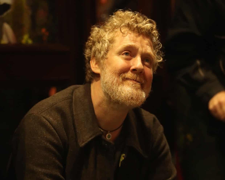 Tài tử phim Once Glen Hansard qua đời vì tai nạn giao thông - Ảnh 1.