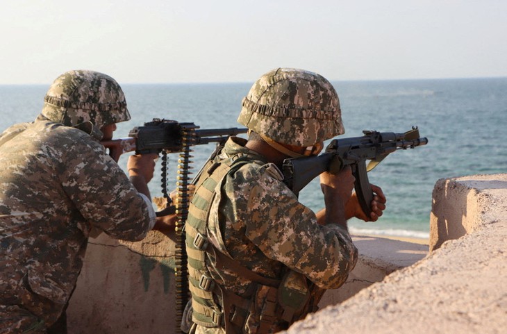 IRGC thề trả đũa ngay hôm nay sau đòn không kích quy mô lớn của Mỹ - Ảnh 1.