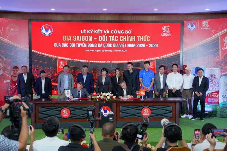 Sabeco và VFF gia hạn hợp tác chiến lược - Ảnh 1.