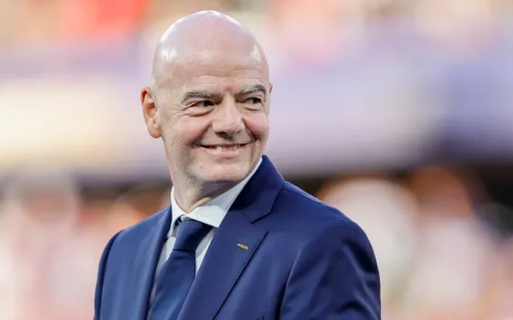 UEFA triệu tập 55 liên đoàn để 'quyết tâm chống lại FIFA' - Ảnh 2.