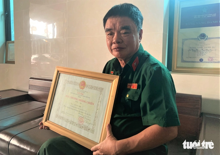 Nhóm cựu binh khâu nối, chia sẻ thông tin hàng trăm liệt sĩ nằm lại trên chiến trường - Ảnh 1.