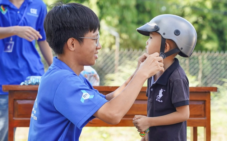 Tiếp sức, chăm lo chiến sĩ Hoa phượng đỏ vững tin góp sức vì cộng đồng - Ảnh 4.