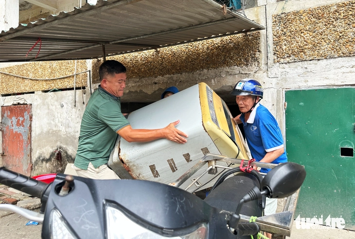 Nghệ An di dời được 134 khỏi chung cư gần 50 năm tuổi - Ảnh 1.