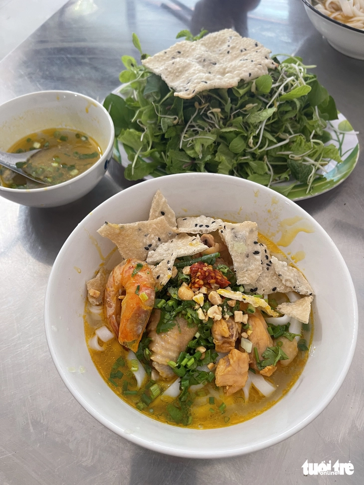 Vì sao người nước ngoài mê đồ ăn sáng Việt Nam: bò né, bánh cuốn, xôi mặn…sao mà kể hết - Ảnh 2.