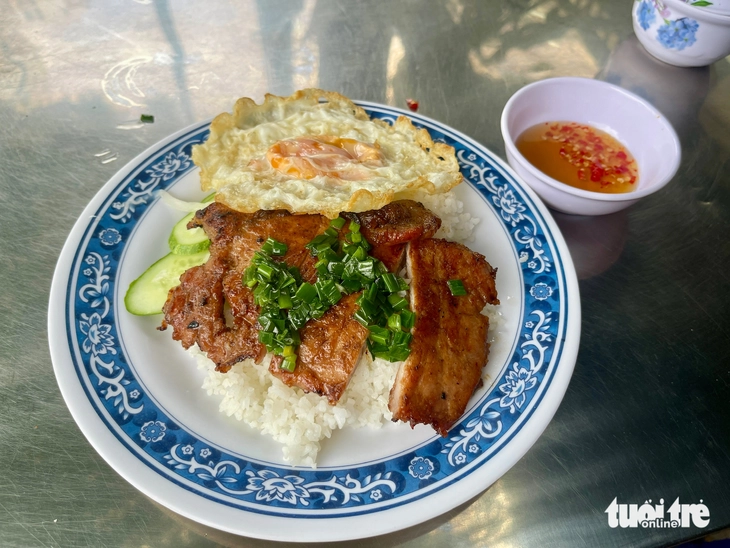 Vì sao người nước ngoài mê đồ ăn sáng Việt Nam: bò né, bánh cuốn, xôi mặn…sao mà kể hết - Ảnh 5.