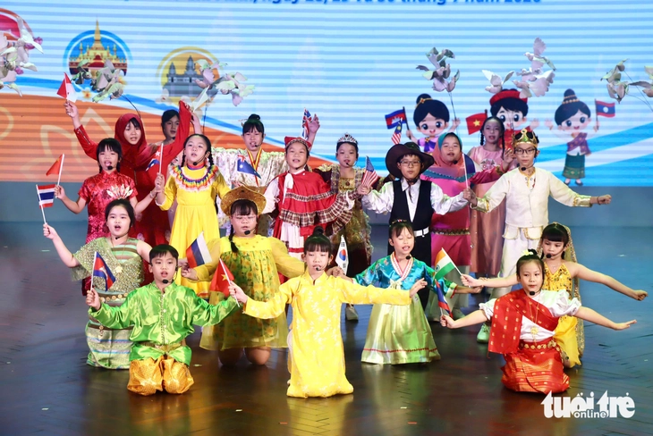 Nhịp cầu văn hóa thêm tình hữu nghị thiếu nhi Việt Nam - Lào - Campuchia - Ảnh 7.