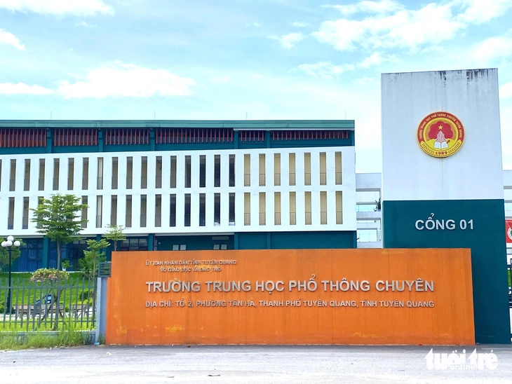 328 thí sinh chuyên Tuyên Quang sẽ thi lại tất cả các môn tốt nghiệp - Ảnh 4.