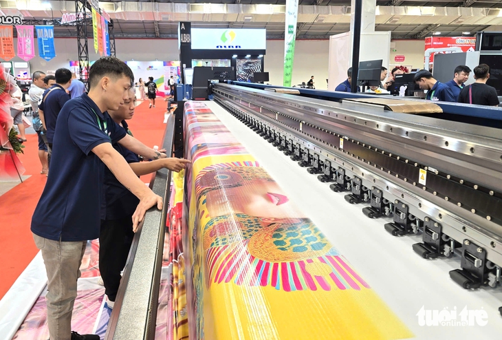 Đến EMA Vietnam 2026 xem robot nhả sơn, giải bài toán năng suất và xanh hoá sản phẩm - Ảnh 2.