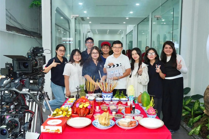 Né lùm xùm núi thiêng, phim Án mạng núi cấm đổi tên thành Án mạng karaoke  - Ảnh 2.