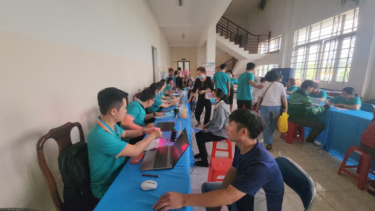 TP.HCM đề nghị các cơ quan, đơn vị khám sức khoẻ định kỳ cho toàn bộ người lao động - Ảnh 1.